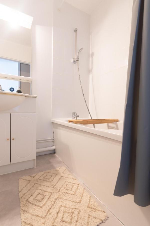 Mantes-la-Jolie : Superbe appartementen centre avec parking Extérieur photo