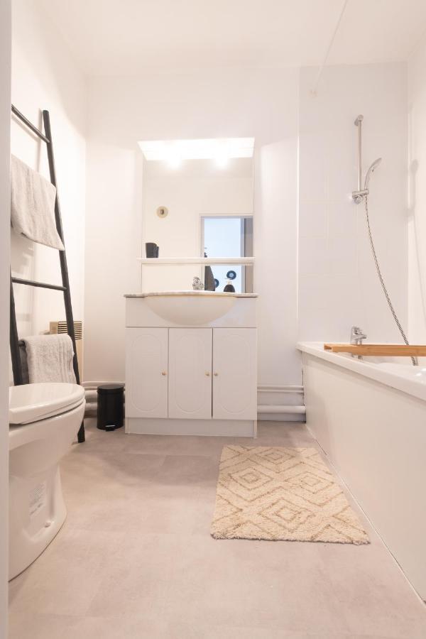 Mantes-la-Jolie : Superbe appartementen centre avec parking Extérieur photo